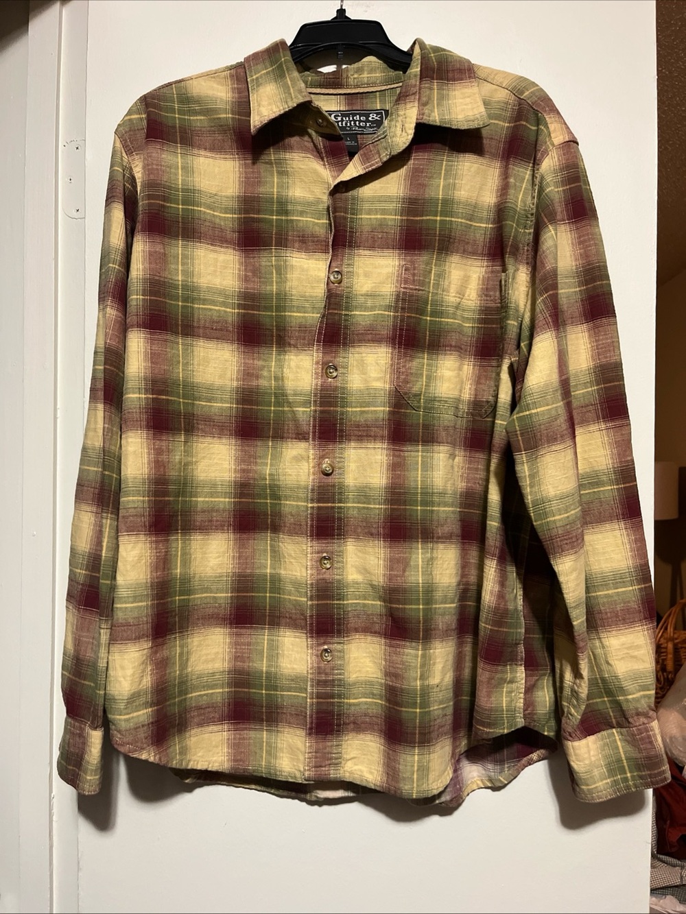 Guide & Outfitter Men’s Long-Sleeve Plaid Button-Down Shirt
